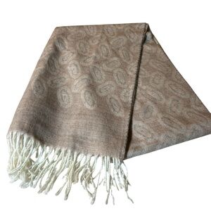 Made in Italy Tan and Cream Fringed Scarf 🆕